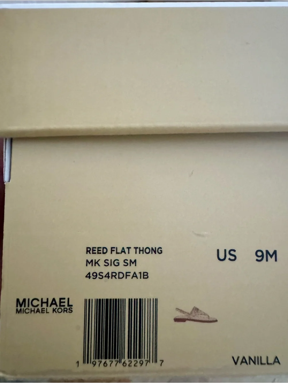 Michael Kors Reed Flat Thong Sandals Vanilla Gold Size 9 NWOT